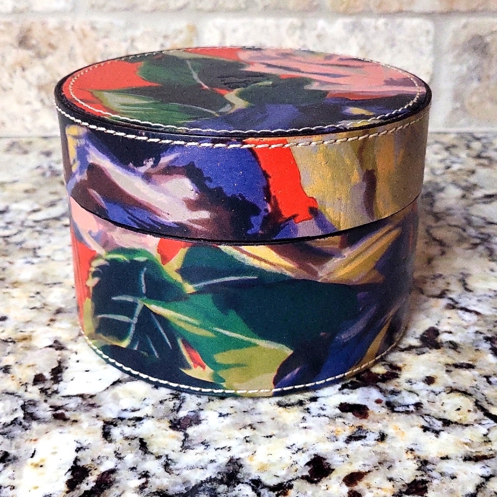 Patricia Nash Tondo Memory Box